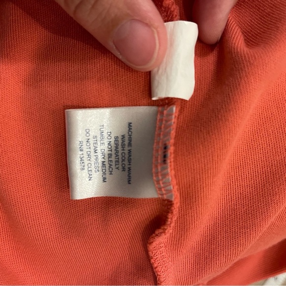 Vineyard Vines Saltwater 1/4 Zip Women’s S Coral  Pullover Sweatshirt Pima Whale - Picture 6 of 9